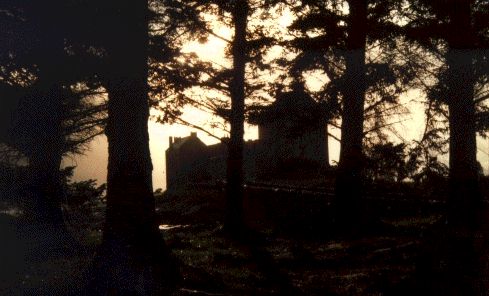 [Eilean Donan Castle]